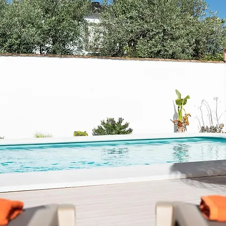 Casa Villanueva 1 -solo Familias