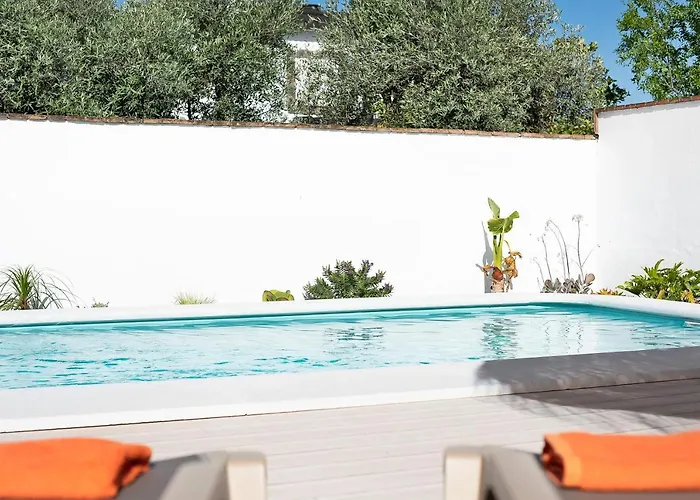 Casa Villanueva 1 -solo Familias