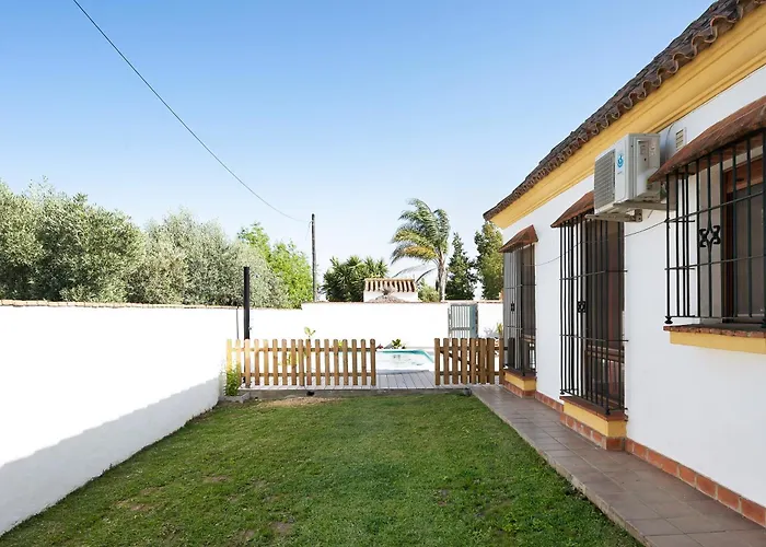 Casa Villanueva 1 -solo Familias בית כפרי