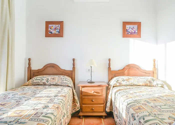 בית כפרי Casa Villanueva 1 -solo Familias קוניל דה לה פרונטרה