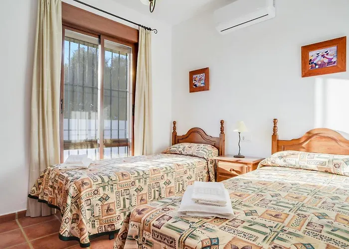 Casa Villanueva 1 -solo Familias *